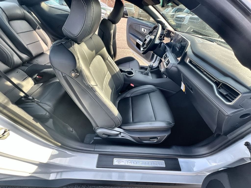 2025 Ford Mustang EcoBoost Premium