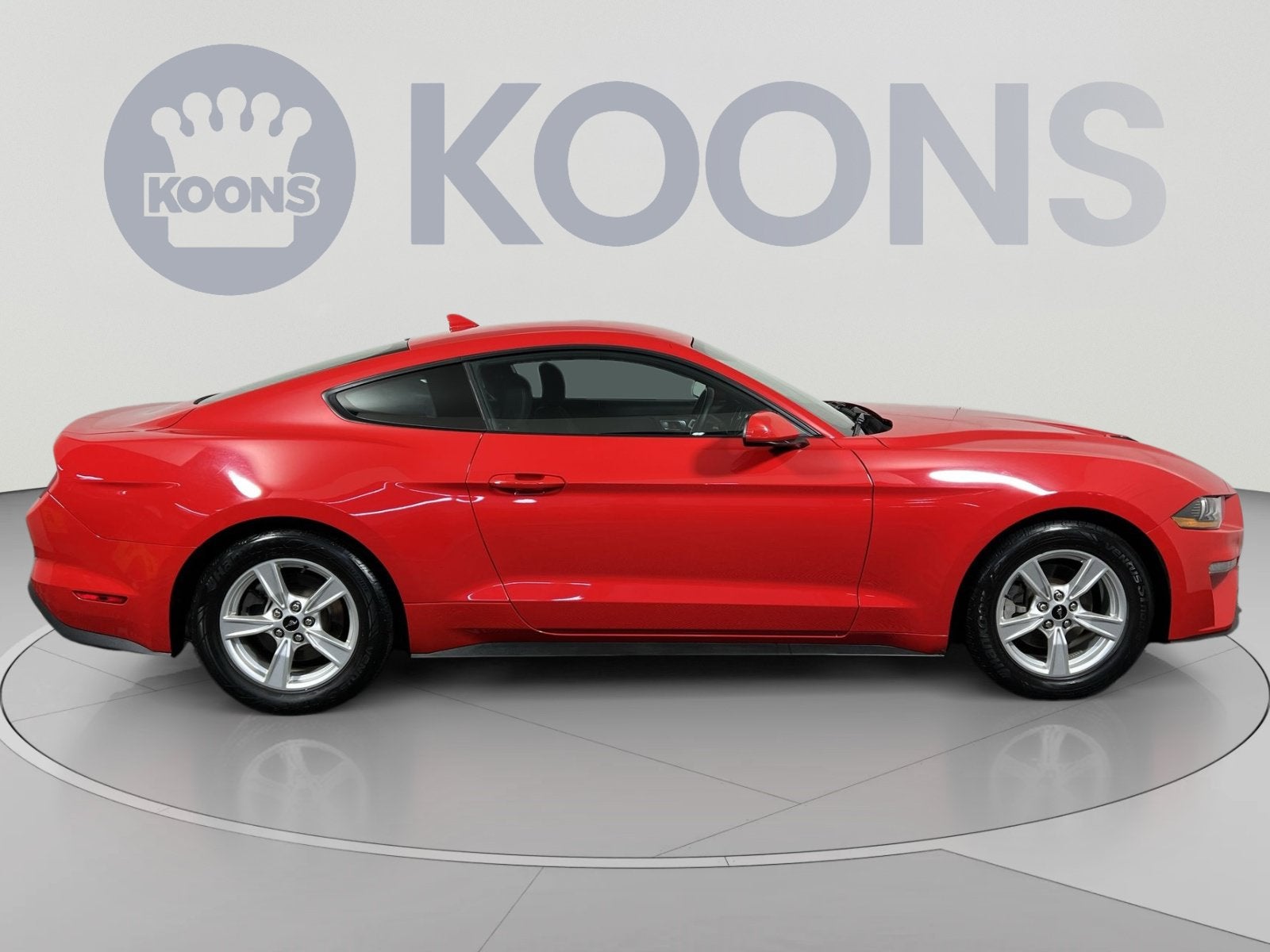 2022 Ford Mustang EcoBoost