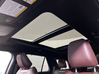 2023 Ford Explorer Platinum