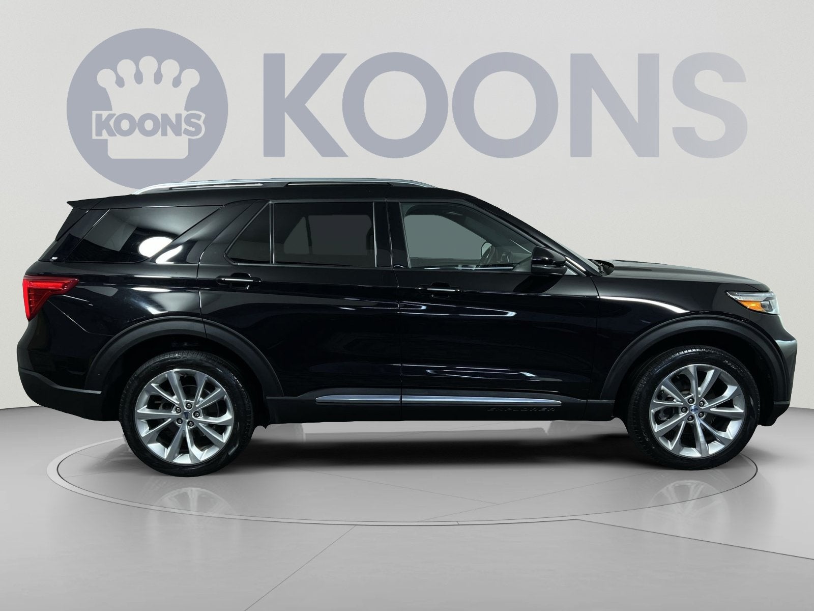 2023 Ford Explorer Platinum