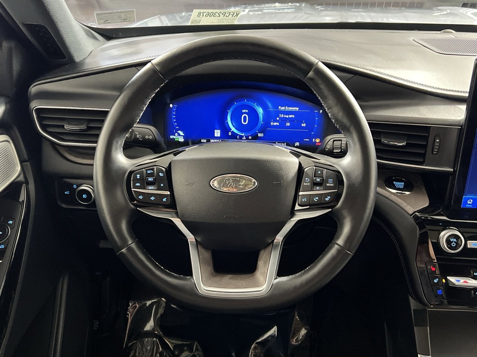 2023 Ford Explorer Platinum