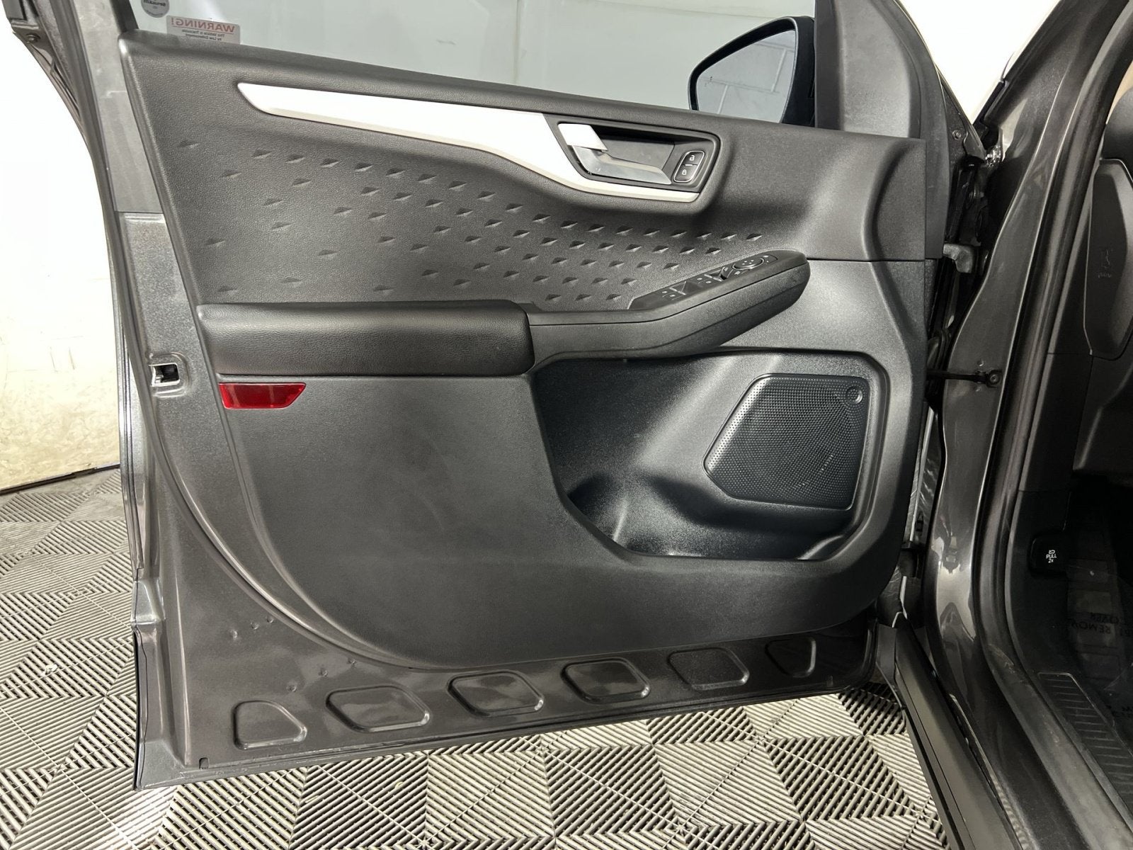 2020 Ford Escape Hybrid SE Sport