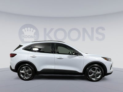 2025 Ford Escape Hybrid ST-Line