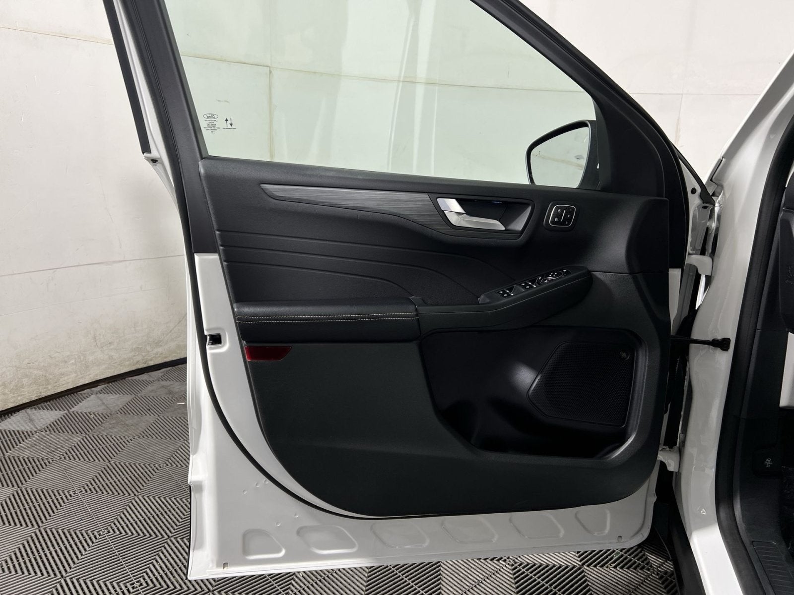 2023 Ford Escape Hybrid Platinum