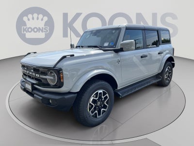 2026 Ford Bronco Outer Banks
