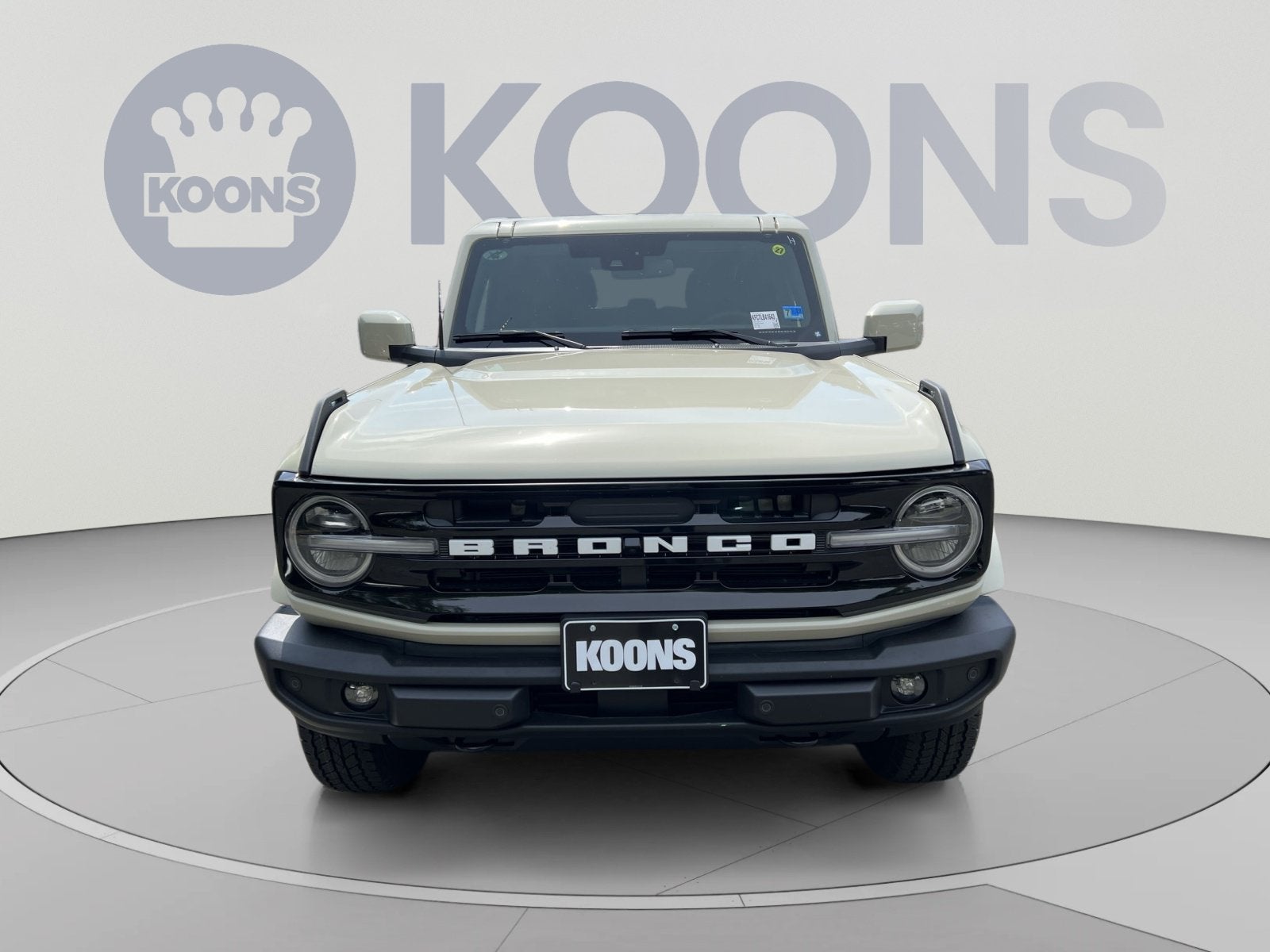 2026 Ford Bronco Outer Banks