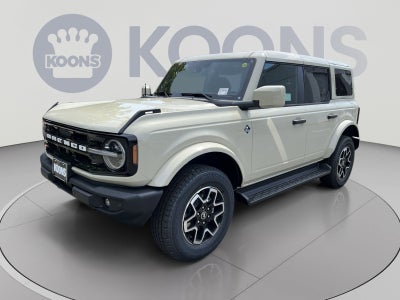 2026 Ford Bronco Outer Banks