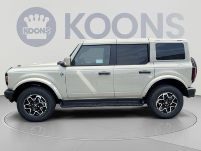 2026 Ford Bronco Outer Banks