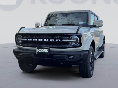 2025 Ford Bronco Outer Banks