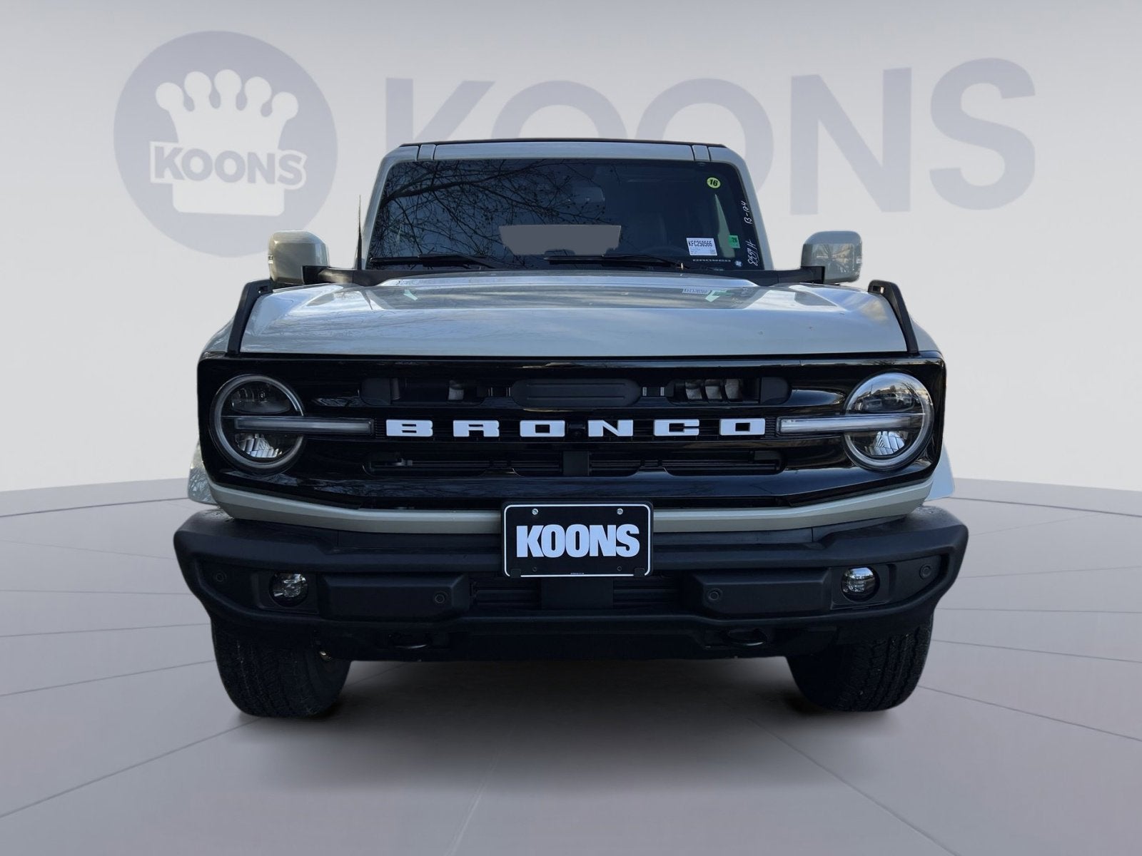 2025 Ford Bronco Outer Banks