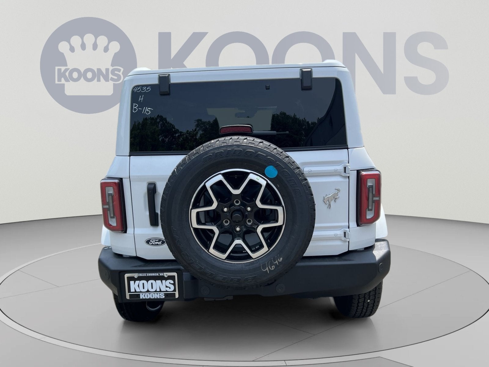 2026 Ford Bronco Outer Banks