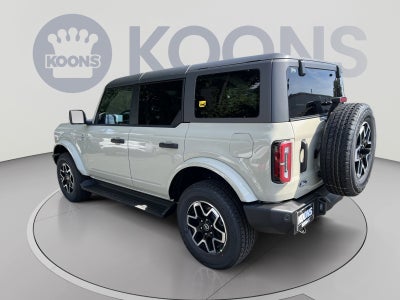 2026 Ford Bronco Outer Banks