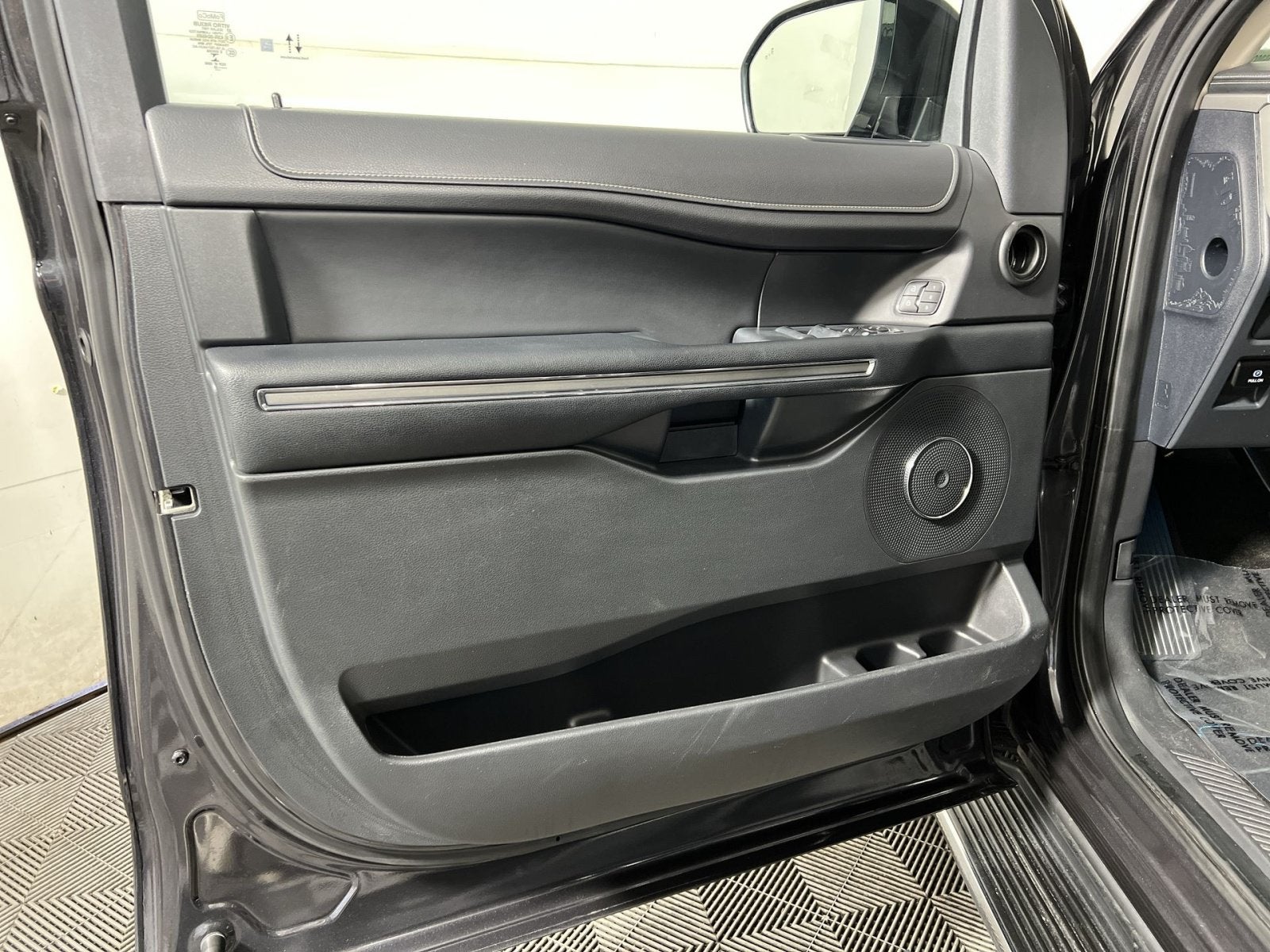 2022 Ford Expedition Max XLT