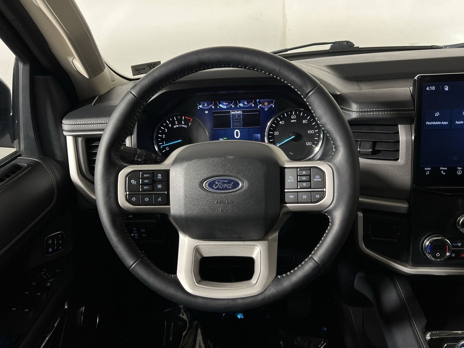 2022 Ford Expedition Max XLT