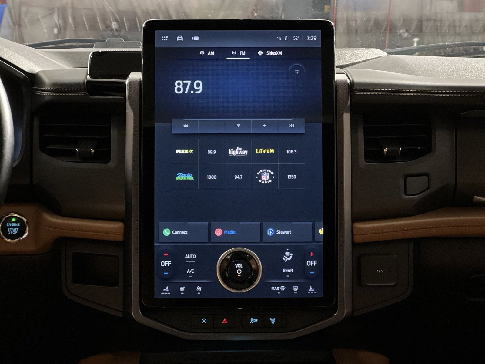 2022 Ford Expedition Max Platinum