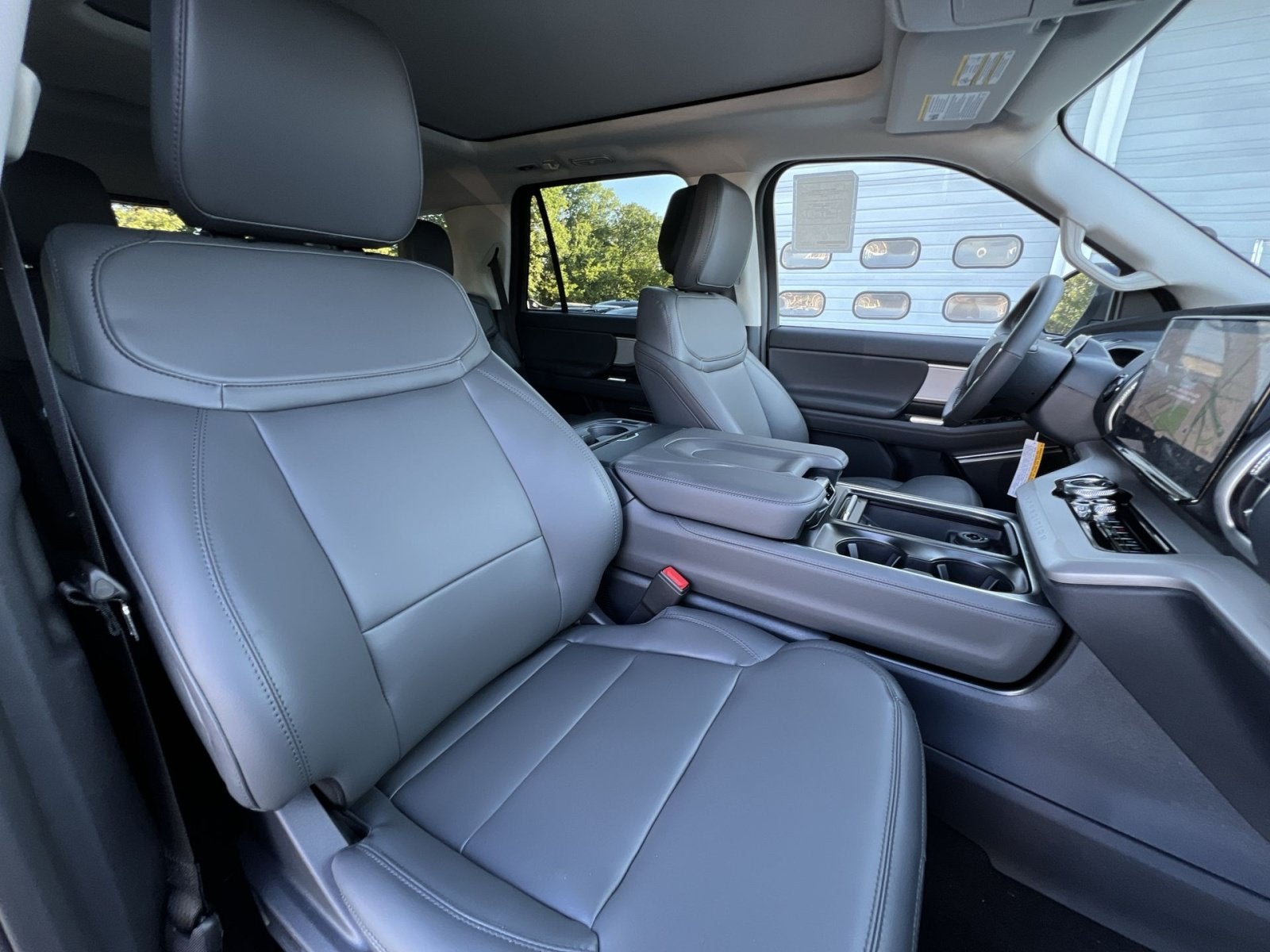2027 Ford Expedition Active