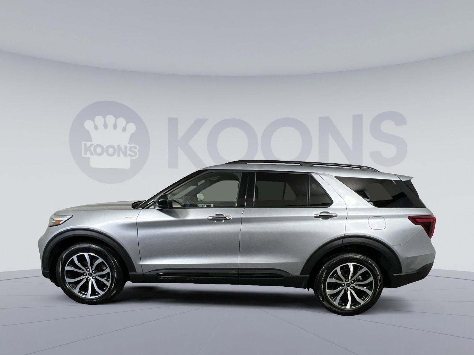 2023 Ford Explorer ST-Line
