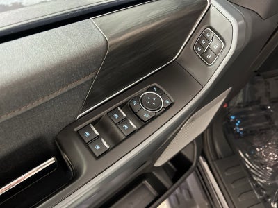 2024 Ford F-150 Lightning Lariat