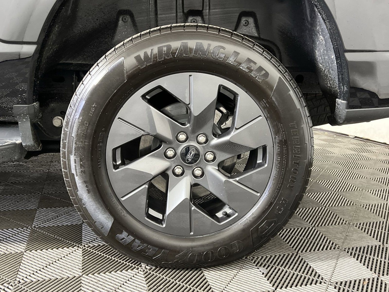 2024 Ford F-150 Lightning Lariat