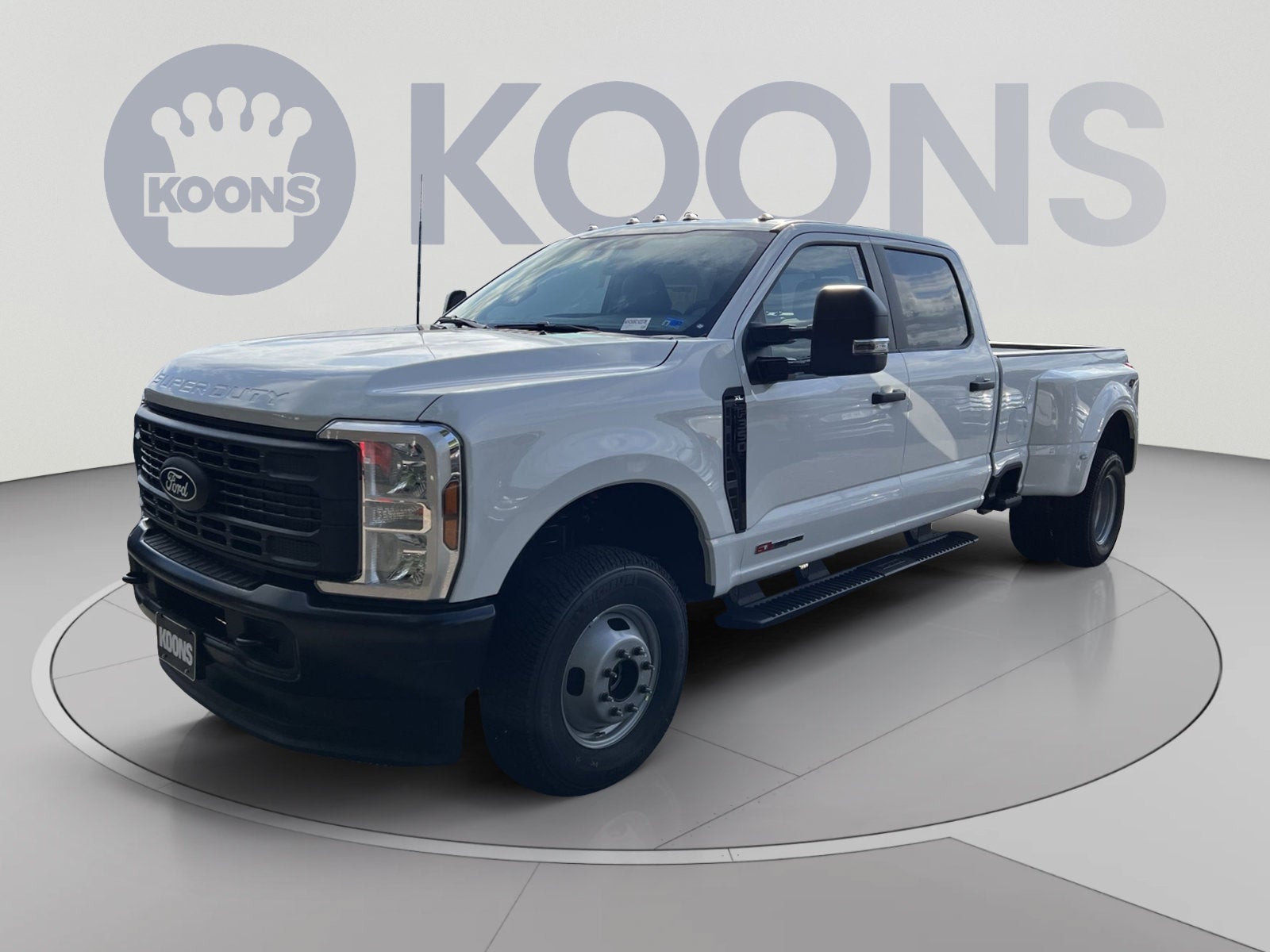 2027 Ford F-350SD XL