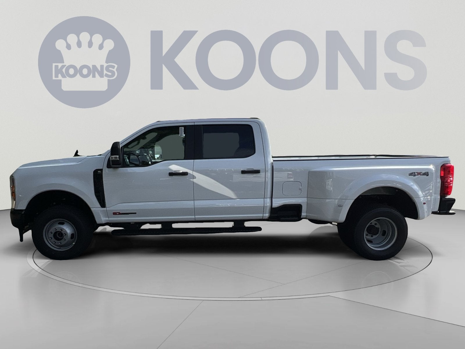 2027 Ford F-350SD XL