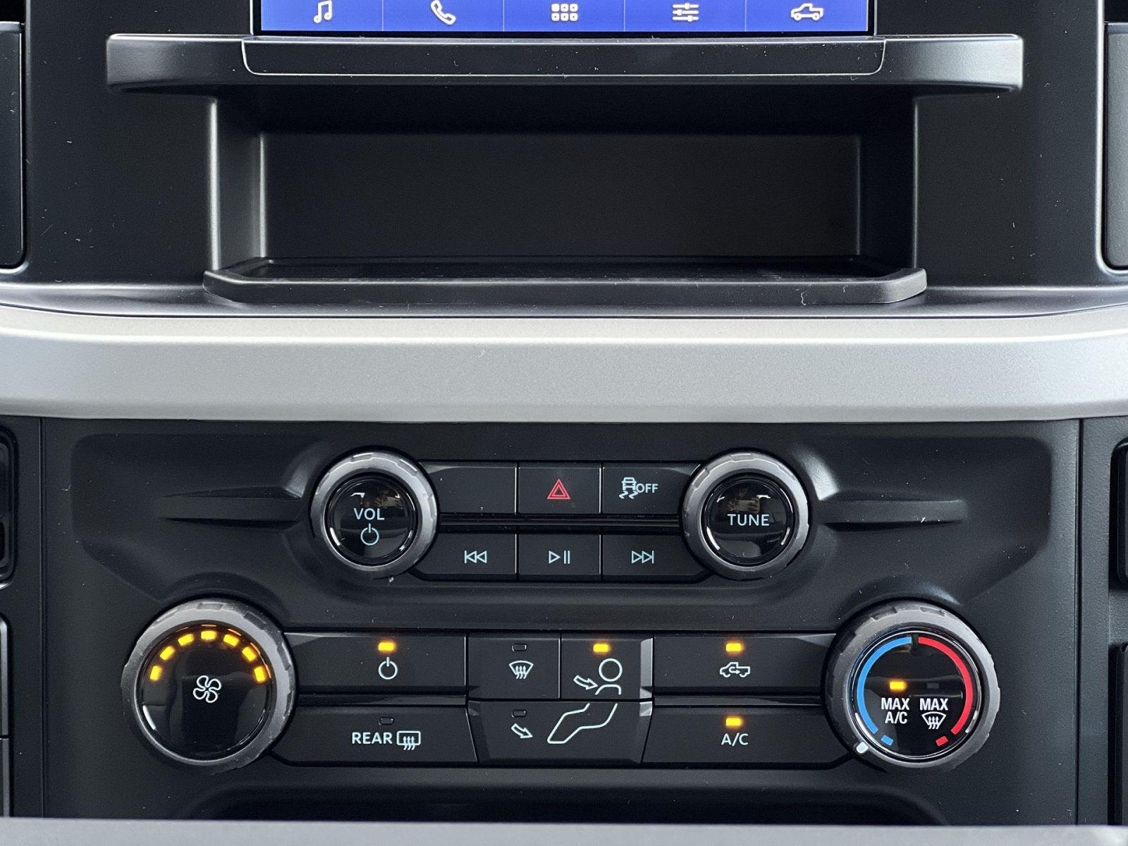 2027 Ford F-350SD XL