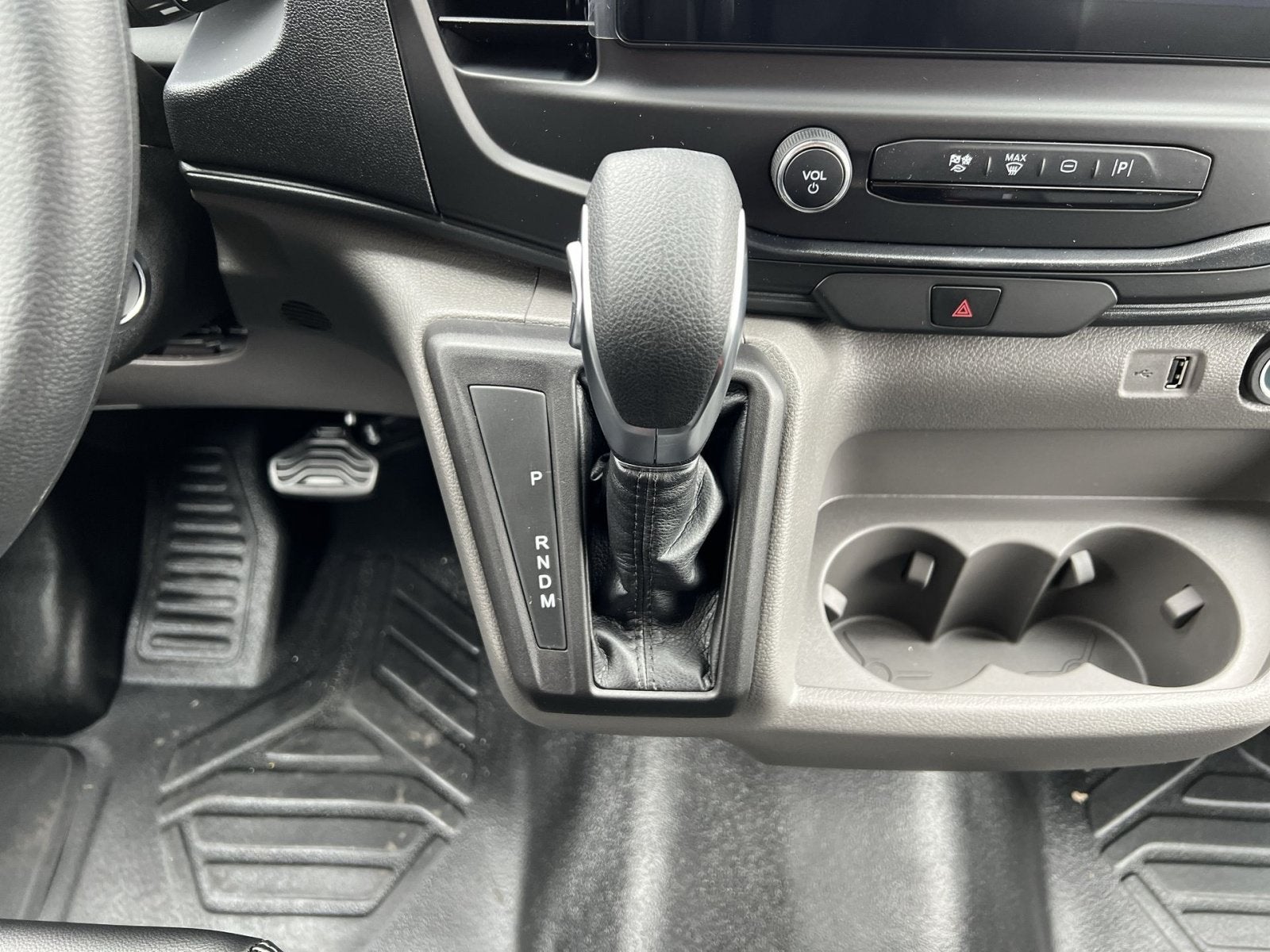 2027 Ford Transit-250 Base