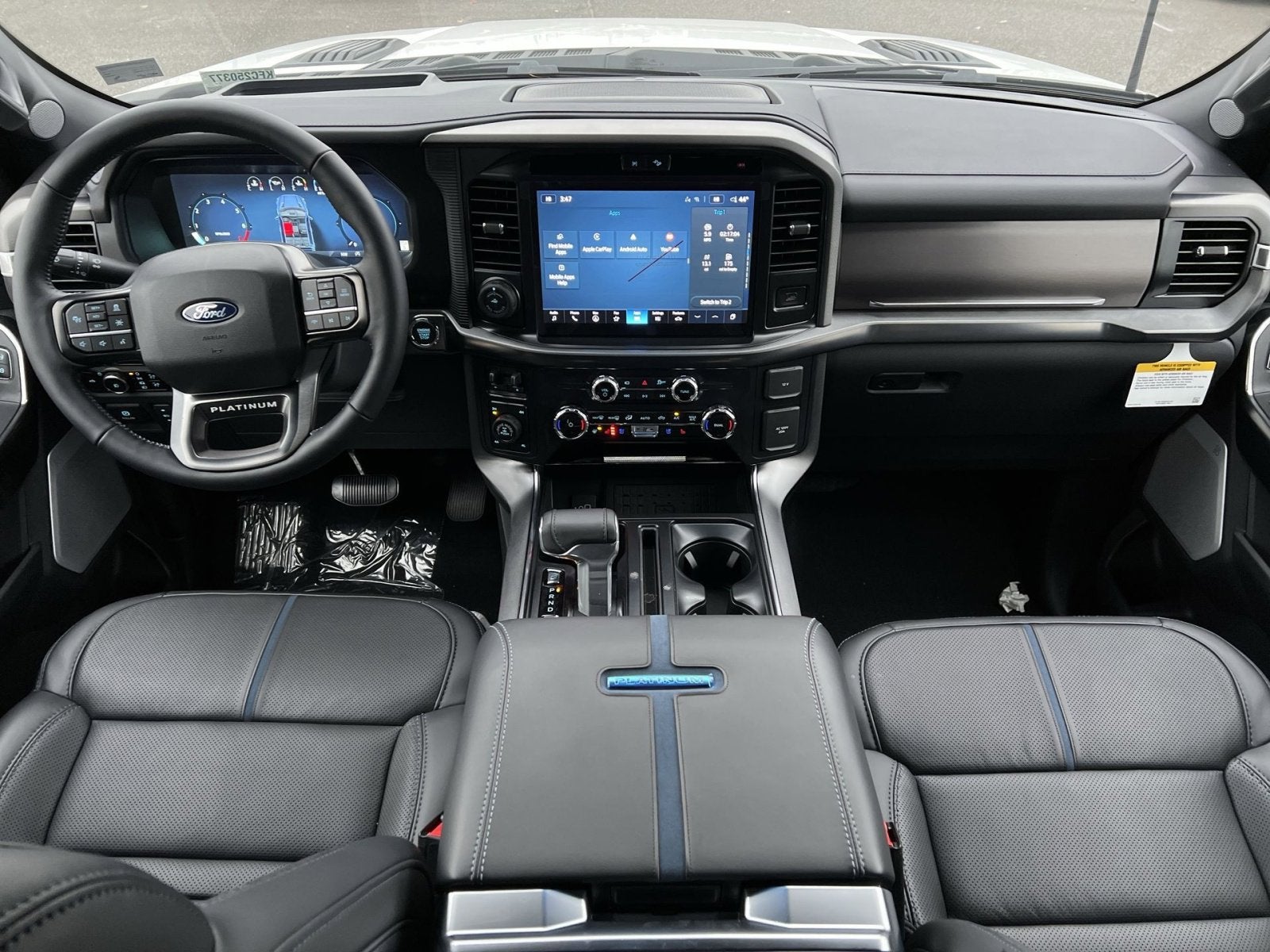 2025 Ford F-150 Platinum