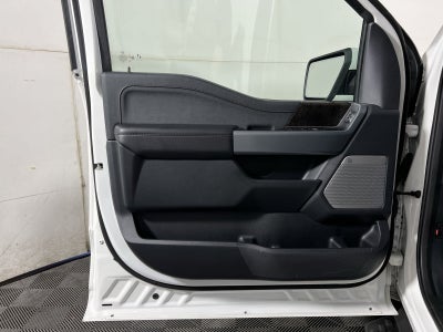 2023 Ford F-150 Lightning Lariat