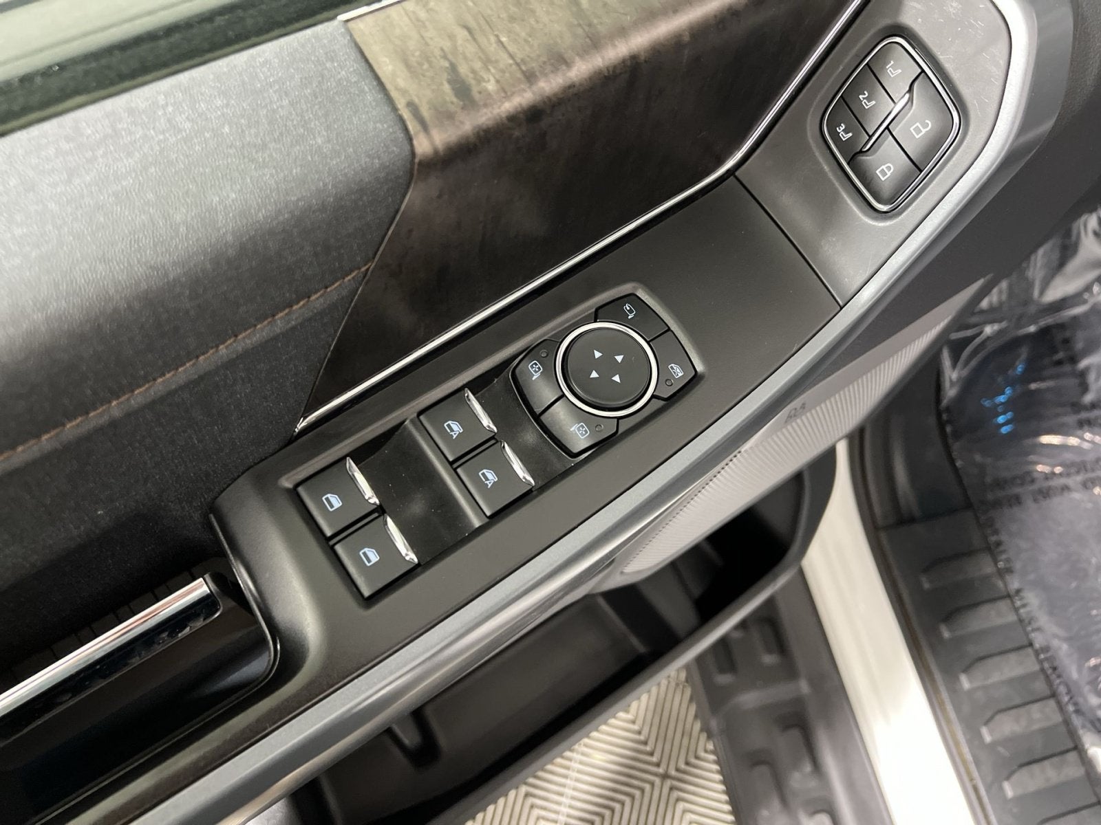 2023 Ford F-150 Lightning Lariat