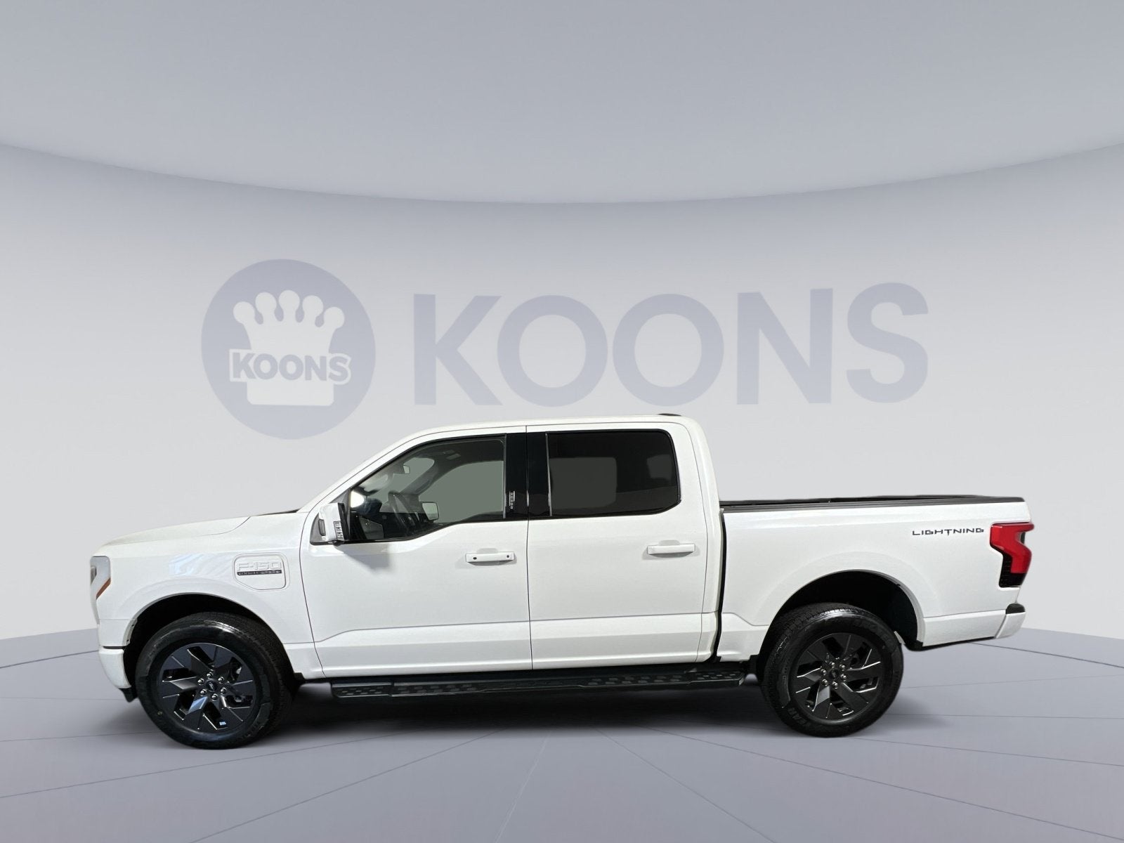 2023 Ford F-150 Lightning Lariat