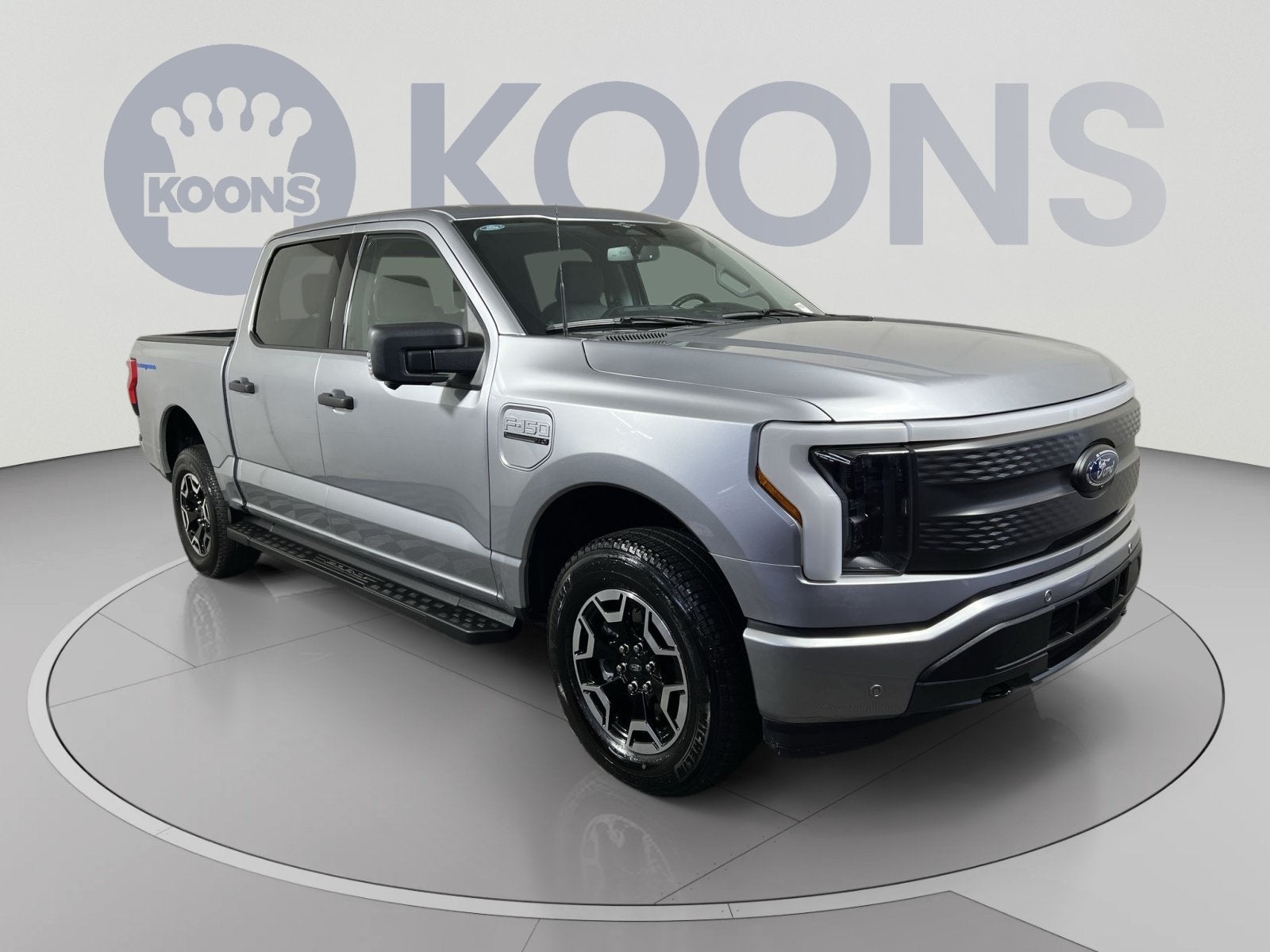 2023 Ford F-150 Lightning XLT
