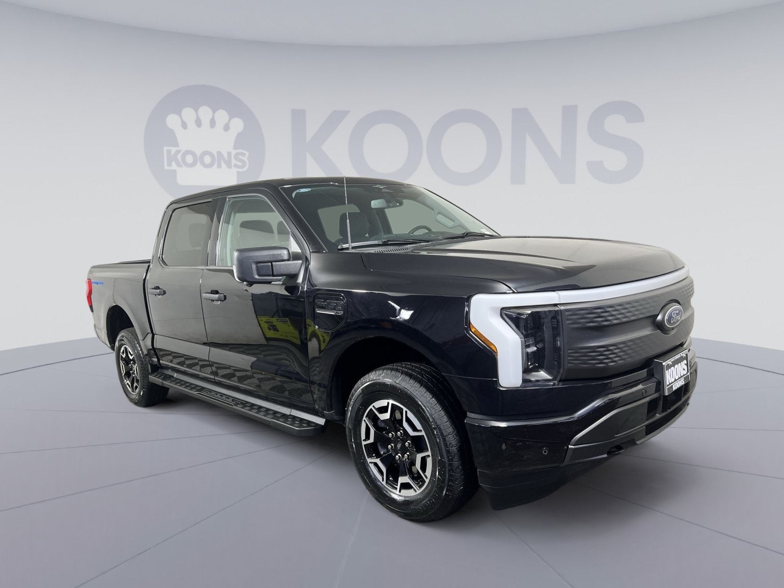 2023 Ford F-150 Lightning XLT