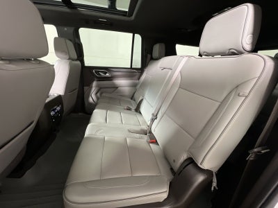 2022 GMC Yukon XL SLT