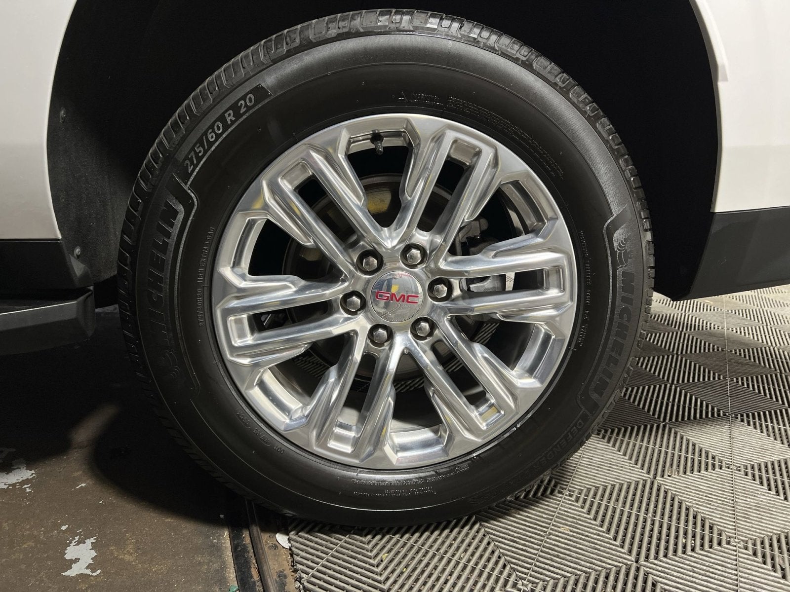 2022 GMC Yukon XL SLT