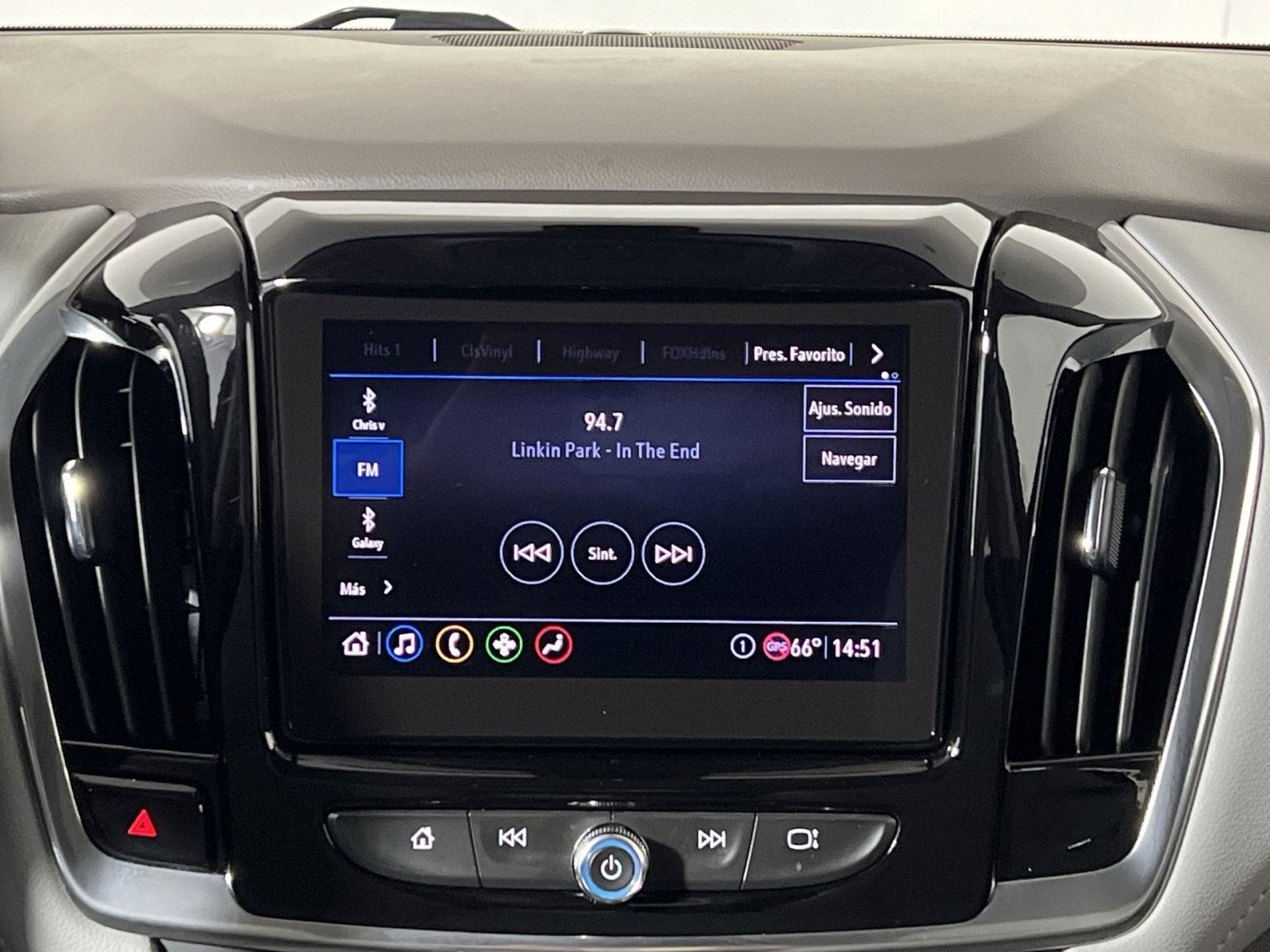 2020 Chevrolet Traverse LT
