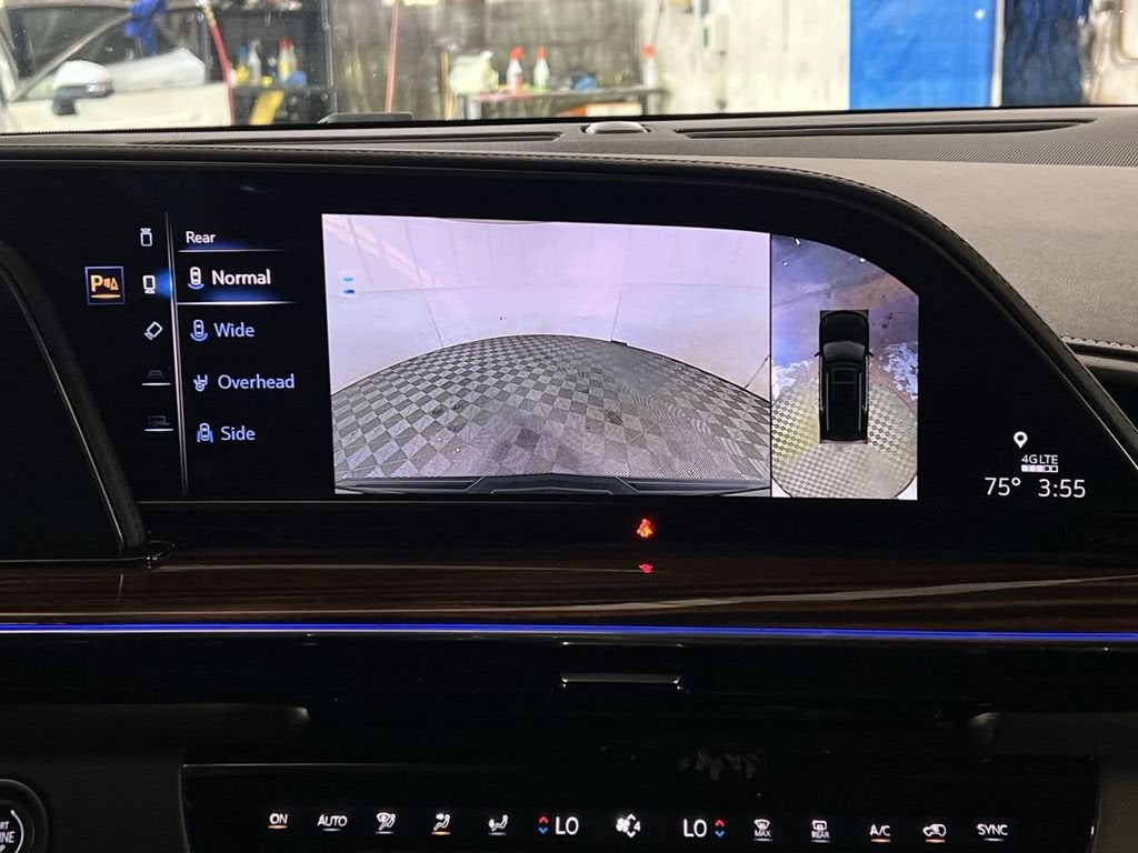 2023 Cadillac Escalade ESV Premium