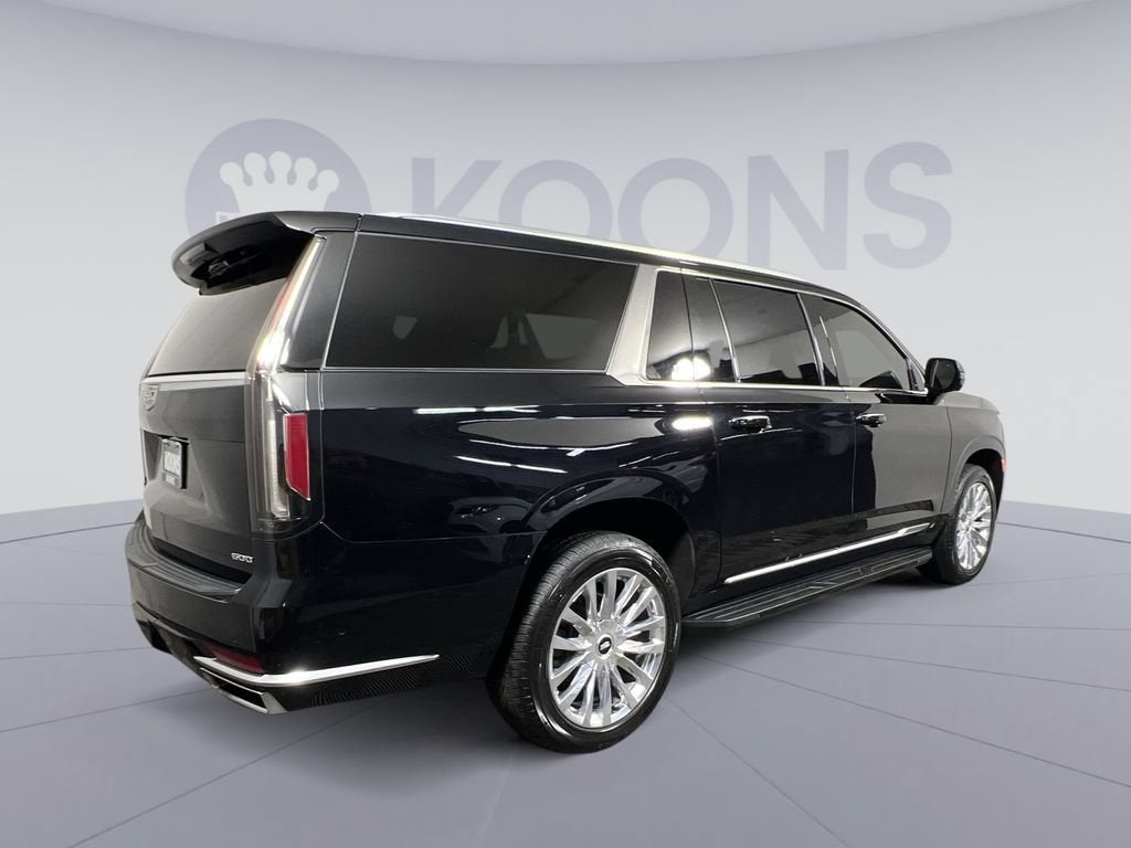 2023 Cadillac Escalade ESV Premium