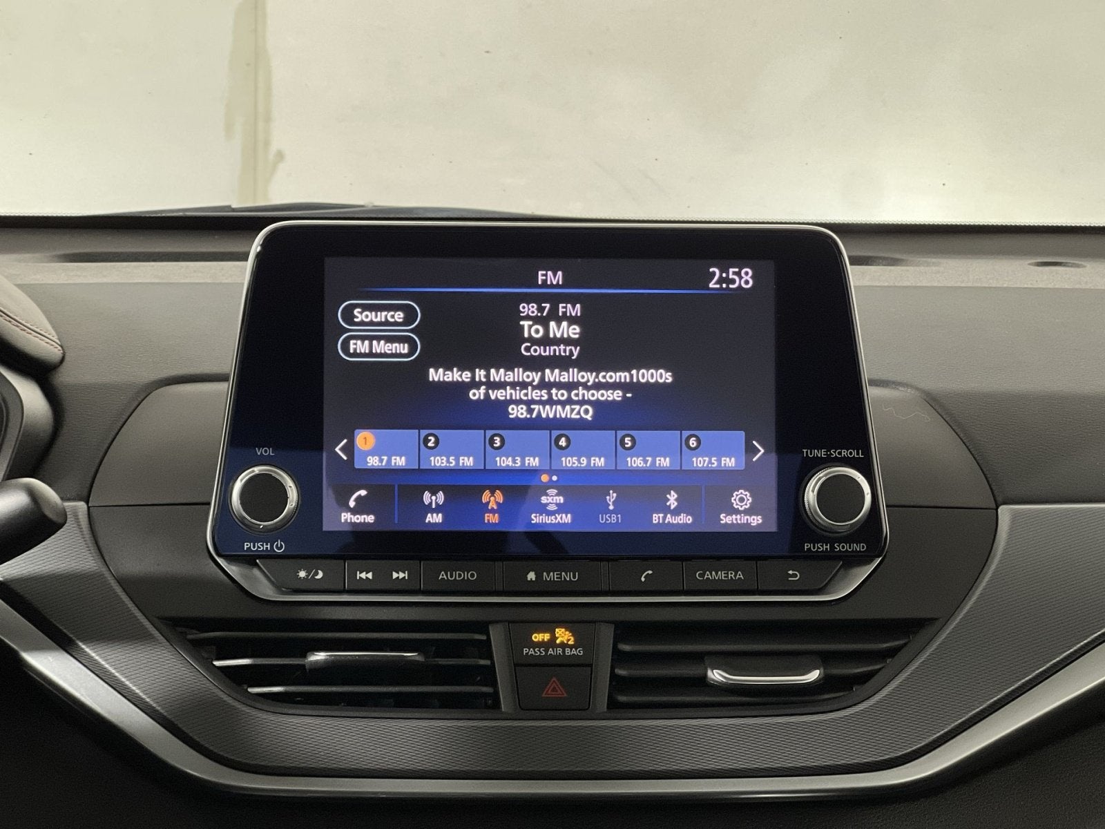 2023 Nissan Altima SR - Photo 15