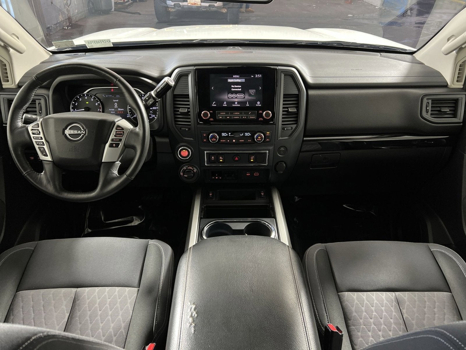 2024 Nissan Titan SV