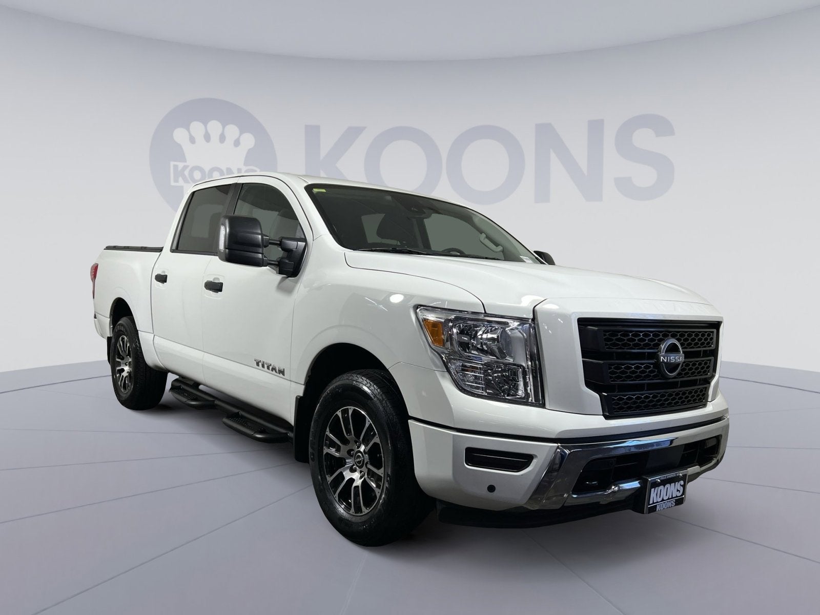 2024 Nissan Titan SV