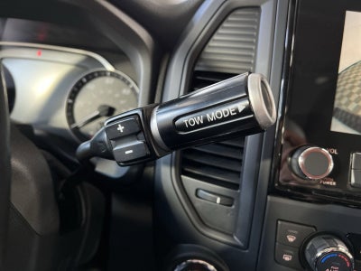 2024 Nissan Titan XD SV