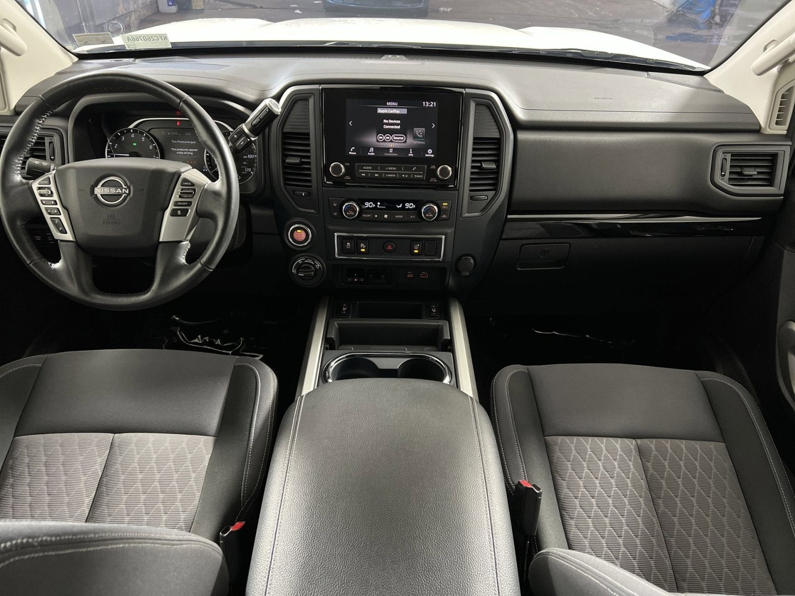 2024 Nissan Titan XD SV