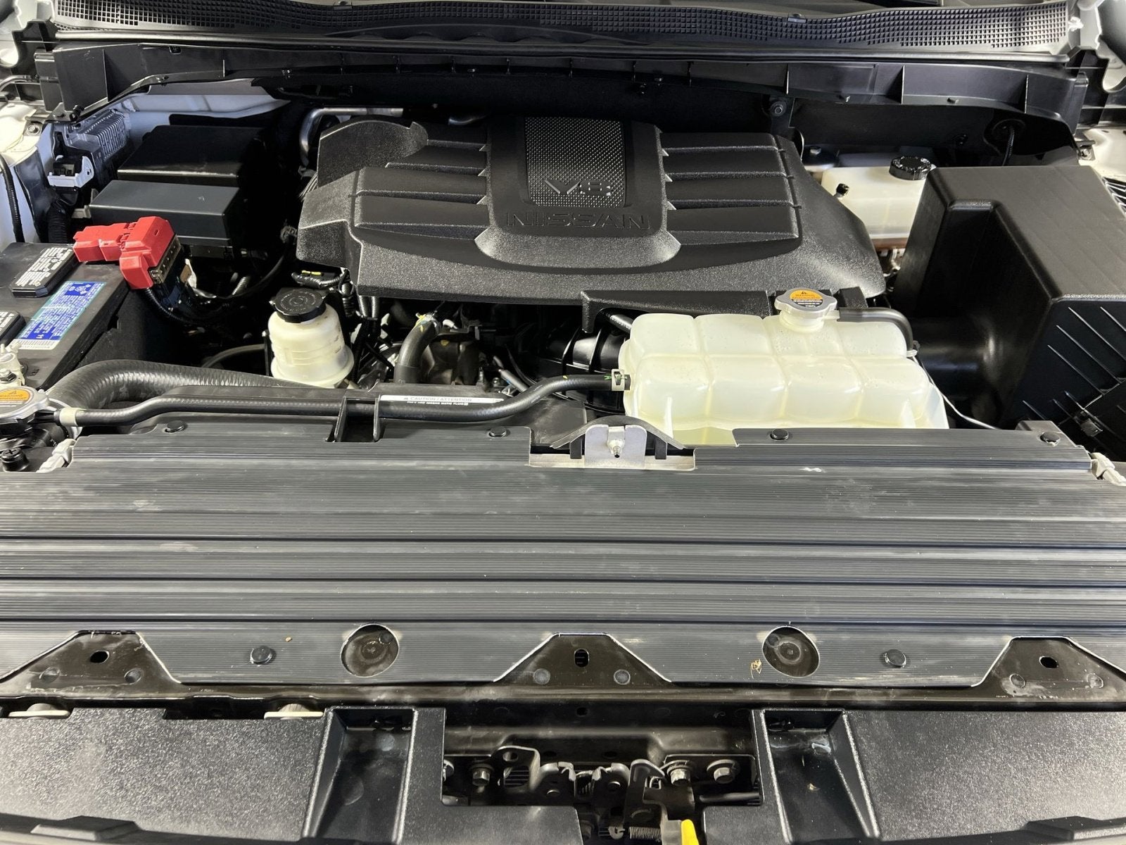 2024 Nissan Titan XD SV