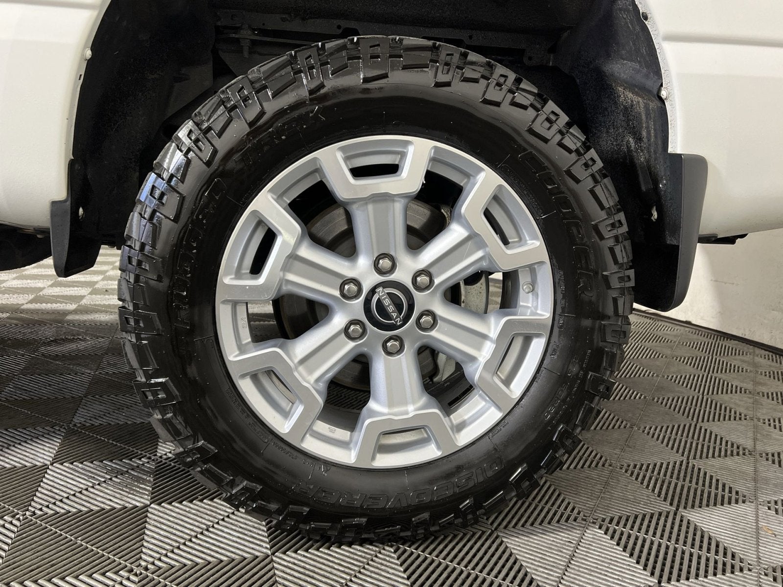 2024 Nissan Titan XD SV