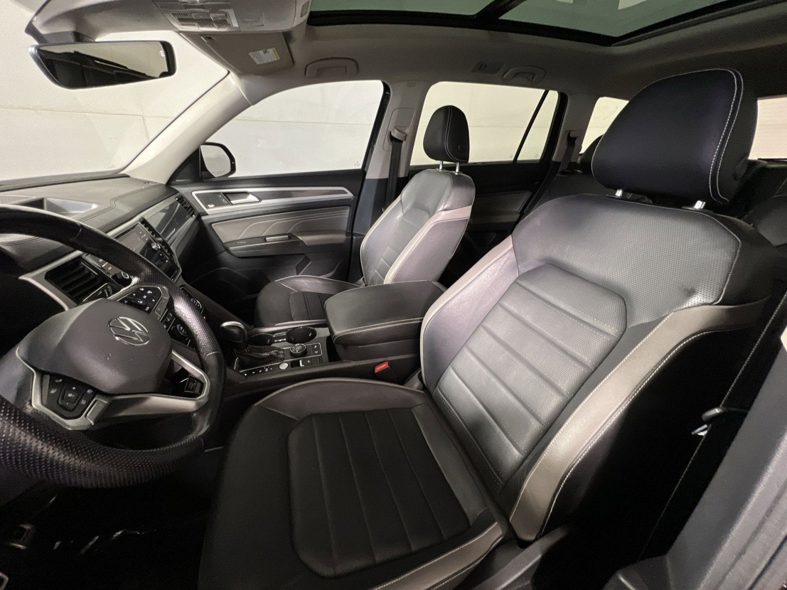 2022 Volkswagen Atlas 3.6L V6 SEL Premium R-Line