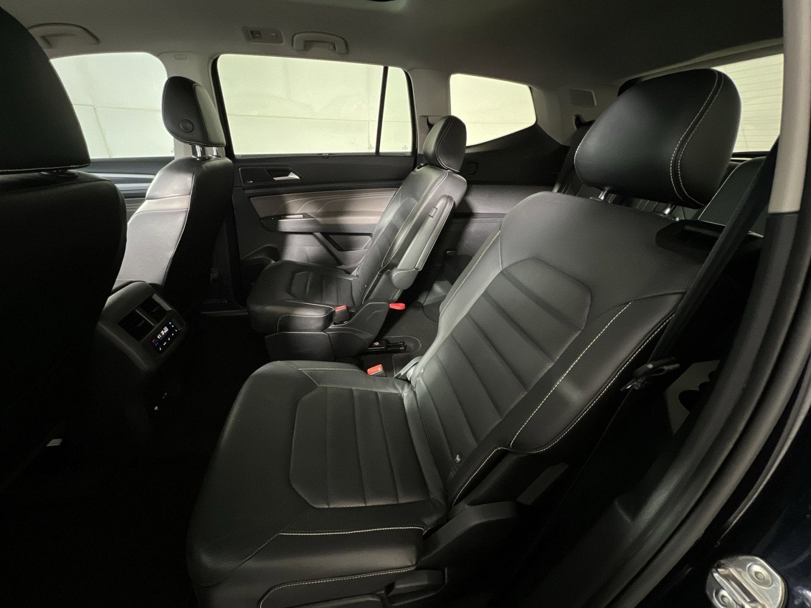 2022 Volkswagen Atlas 3.6L V6 SEL Premium R-Line