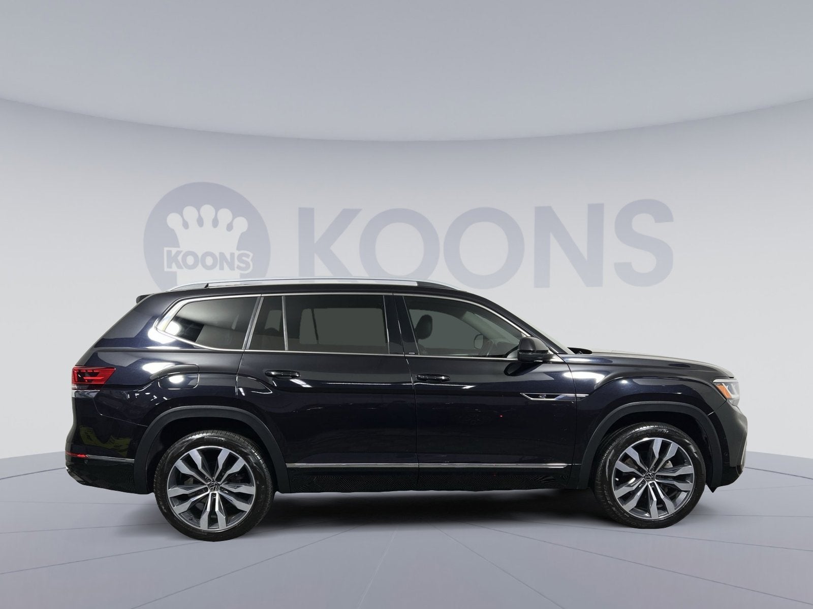 2022 Volkswagen Atlas 3.6L V6 SEL Premium R-Line