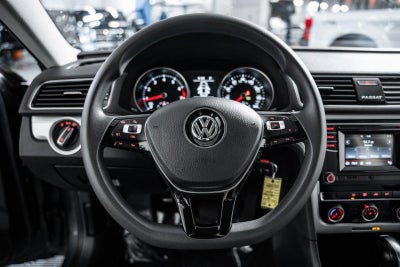 2018 Volkswagen Passat Base