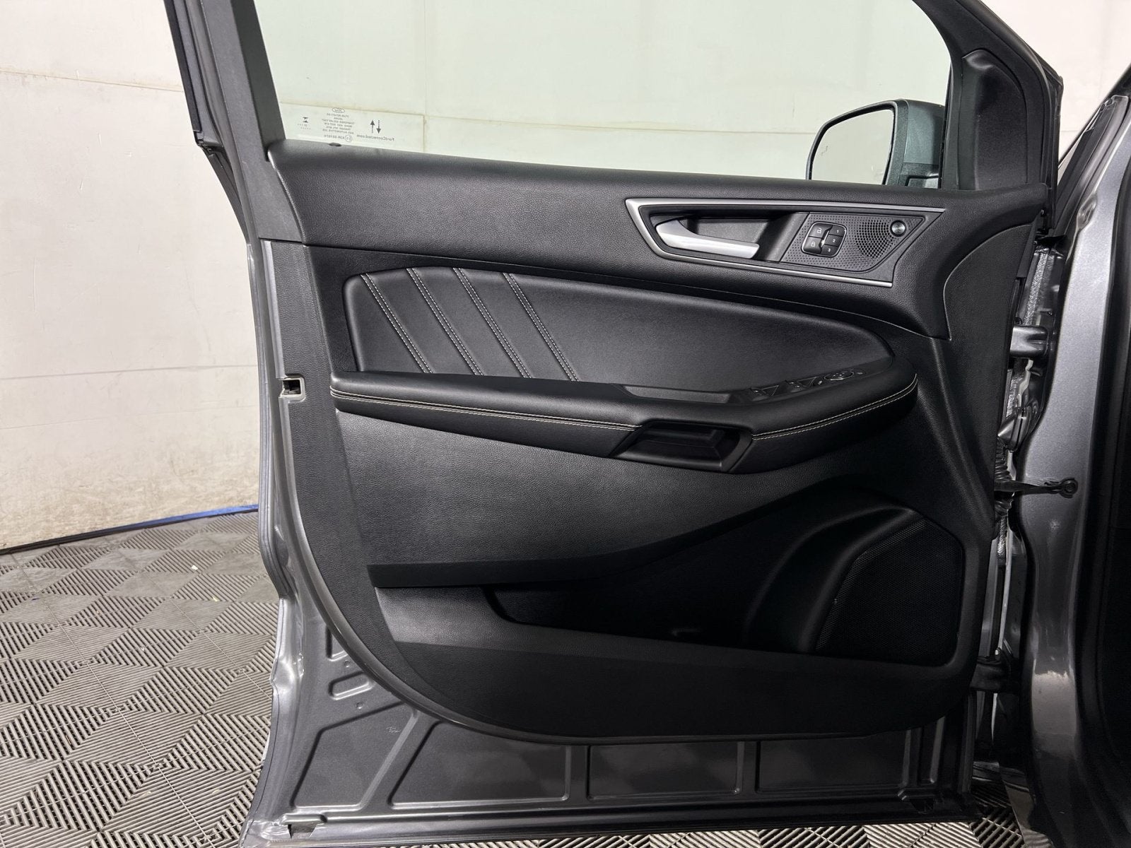 2022 Ford Edge ST